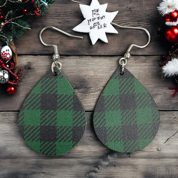 Christmas Pattern Teardrops