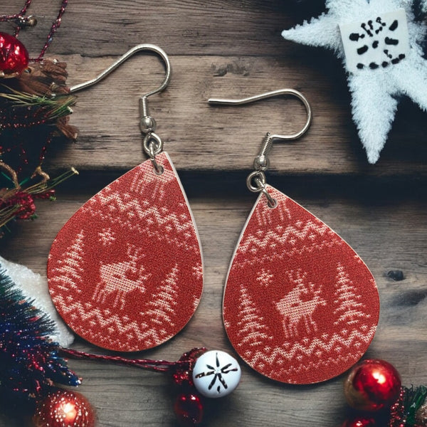 Christmas Pattern Teardrops